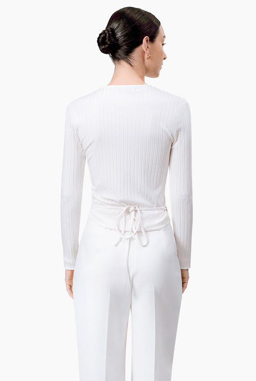 Blusa blanca de manga larga